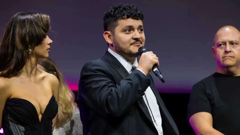 “Dear Killer Nannies: Criado por sicarios” deslumbra en Series Mania antes de su estreno en Disney+